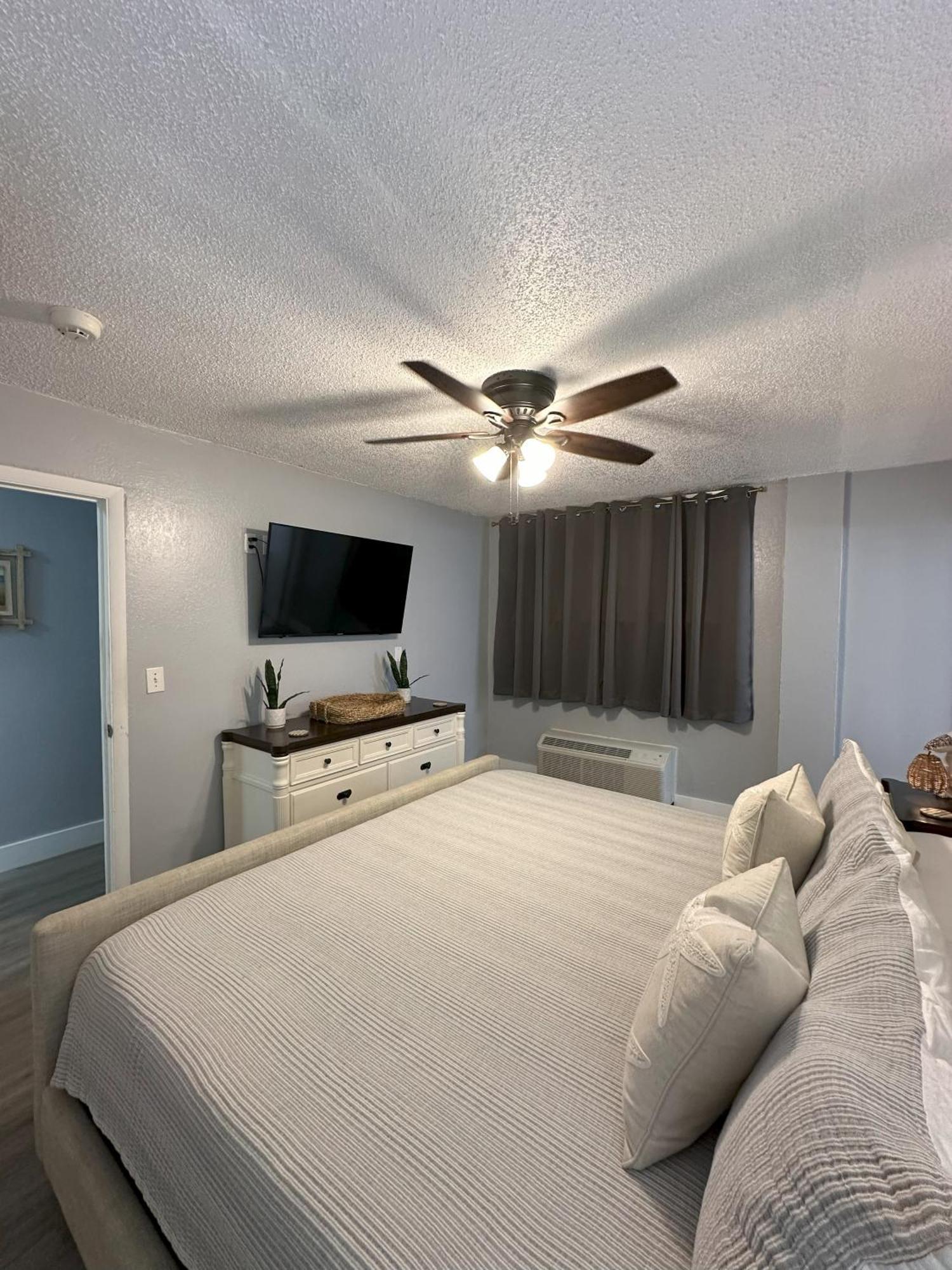 Seabliss, Oceanfront 1St Floor Cozy Condo Дейтона Бийч Стая снимка